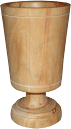 Деревянная рюмка из сирени