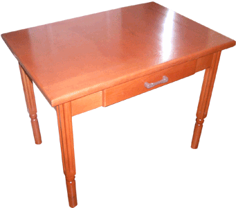 Деревянный стол для кухни