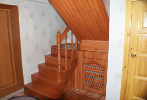 Лестницы на дачу под заказ