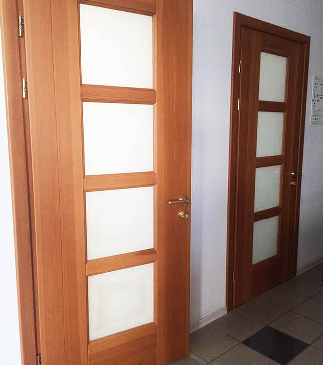 Матовое стекло на дверях