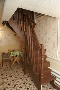 Изготовление лестниц из натурального дерева в Удмуртии