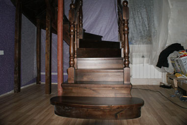 лестница на второй этаж фото