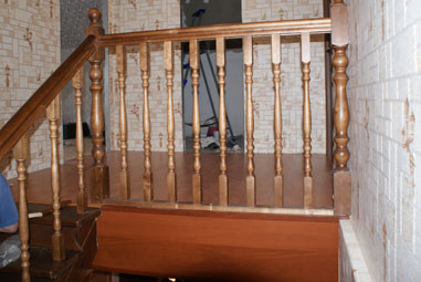 Установка лестниц в доме