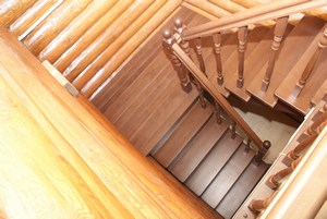 Лестница на фото