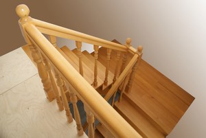 Лестница в деревянном доме