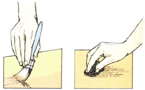 Нанесение политуры кистью