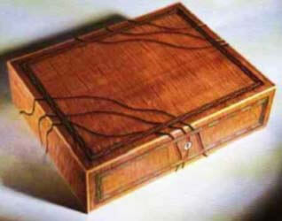 Шкатулка из натурального дерева