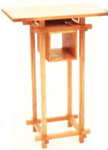 стол с полочкой