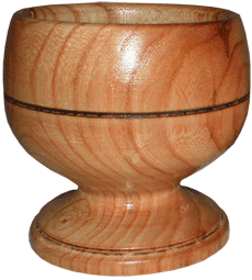 Вазочка из дерева из яблони