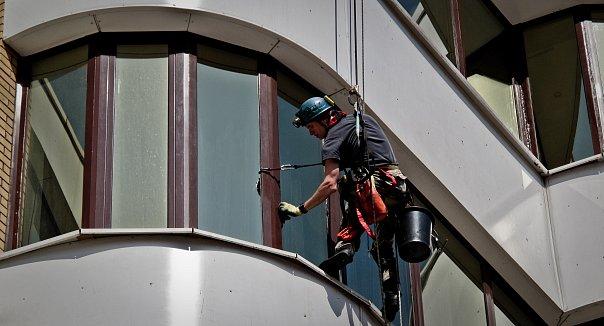 Работа на фасадах жилых домов